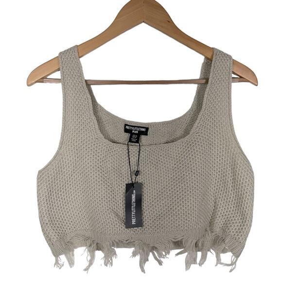 NEW Prettylittlething Plus Fringe Knit Crop Top Size US 14 - Picture 1 of 8